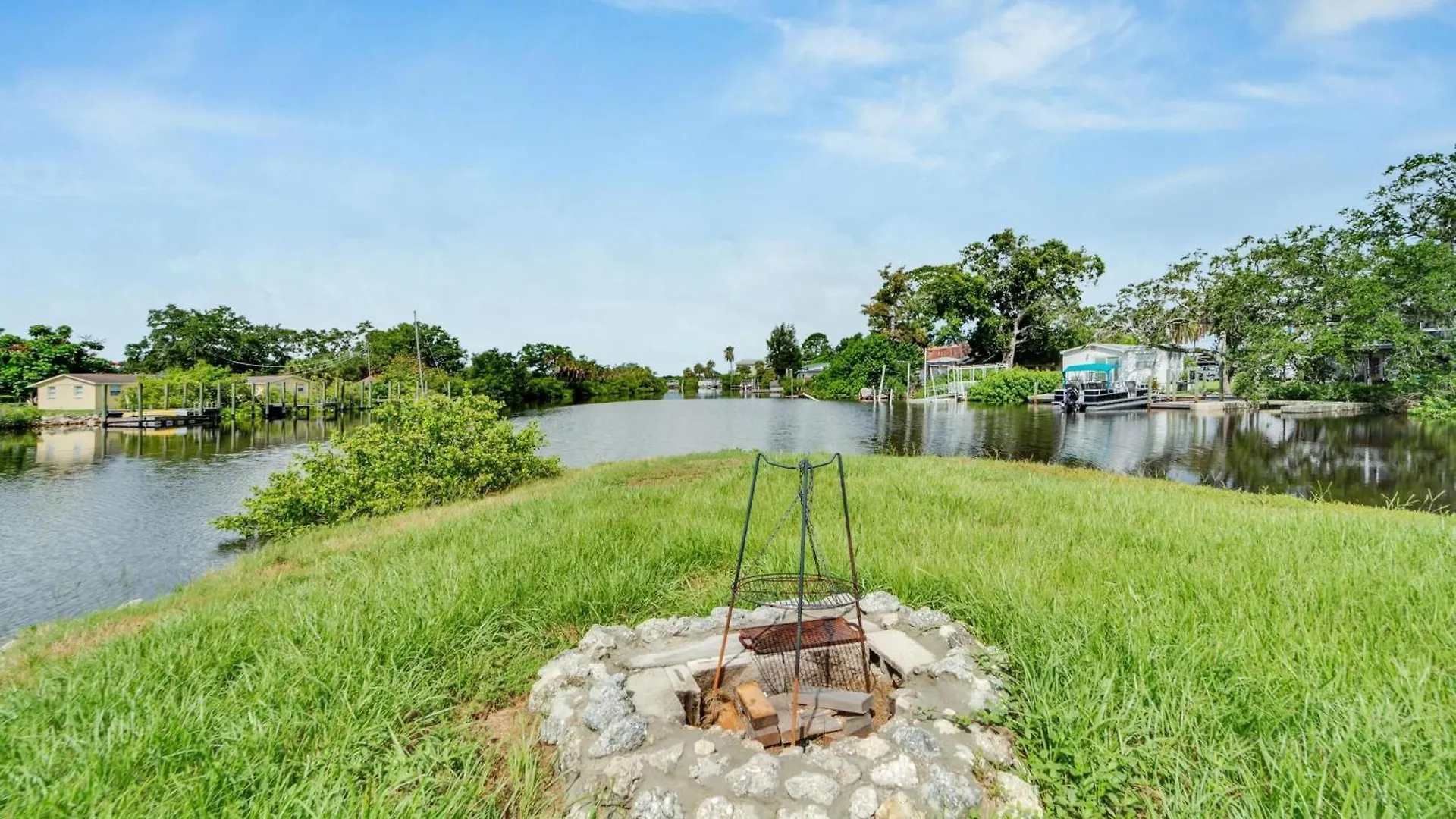 8820 Rocky Creek Drive Unit A Apartment Tampa