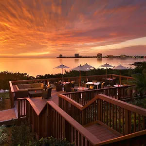 Grand Hyatt Bay Hotel